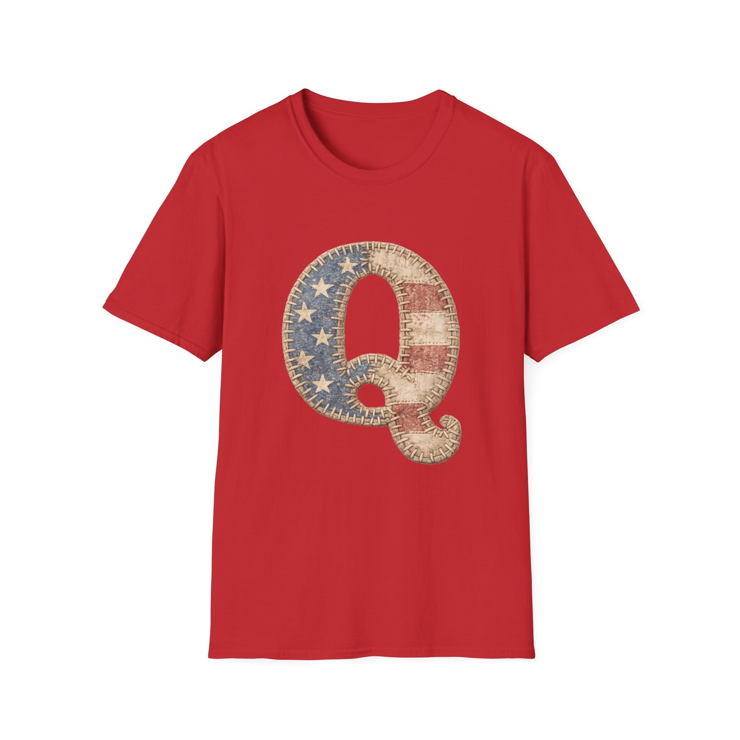 Q Patriotic T‑Shirt – Vintage American Flag Initial Tee