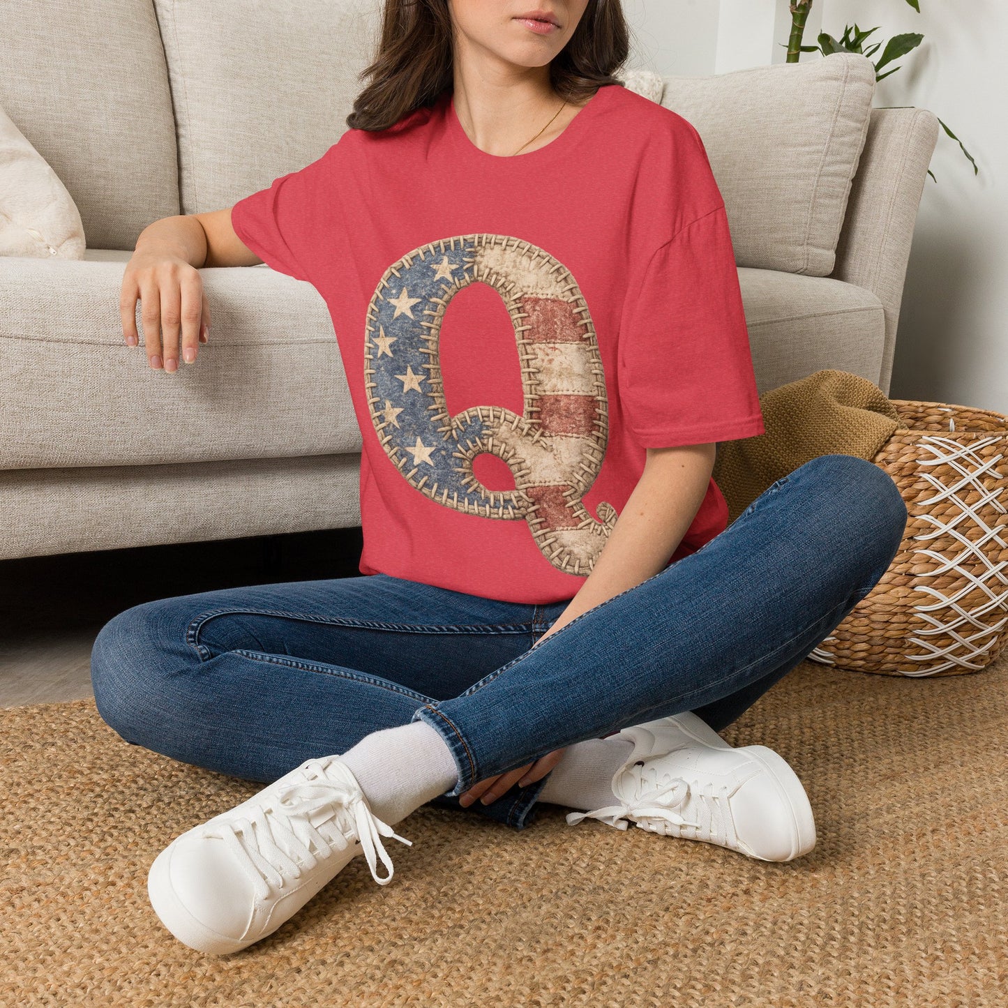 Patriotic Letter Q T‑Shirt — Vintage American Flag Initial Tee