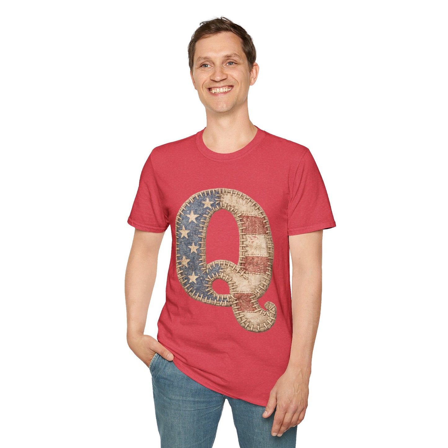 Patriotic Letter Q T‑Shirt — Vintage American Flag Initial Tee