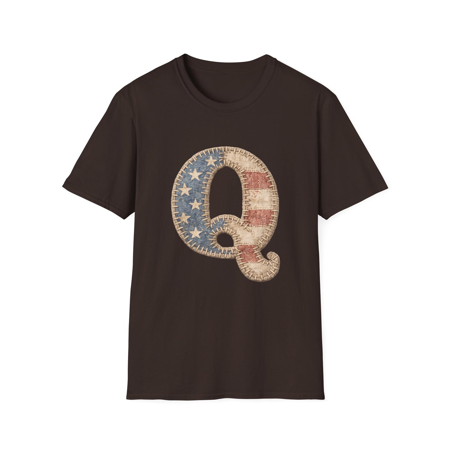 Q Patriotic T‑Shirt – Vintage American Flag Initial Tee