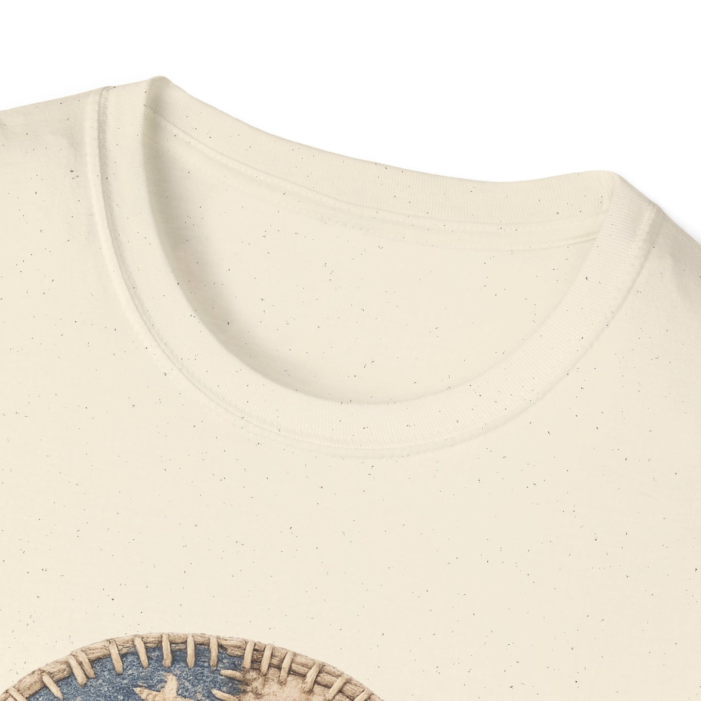 Q Patriotic T‑Shirt – Vintage American Flag Initial Tee