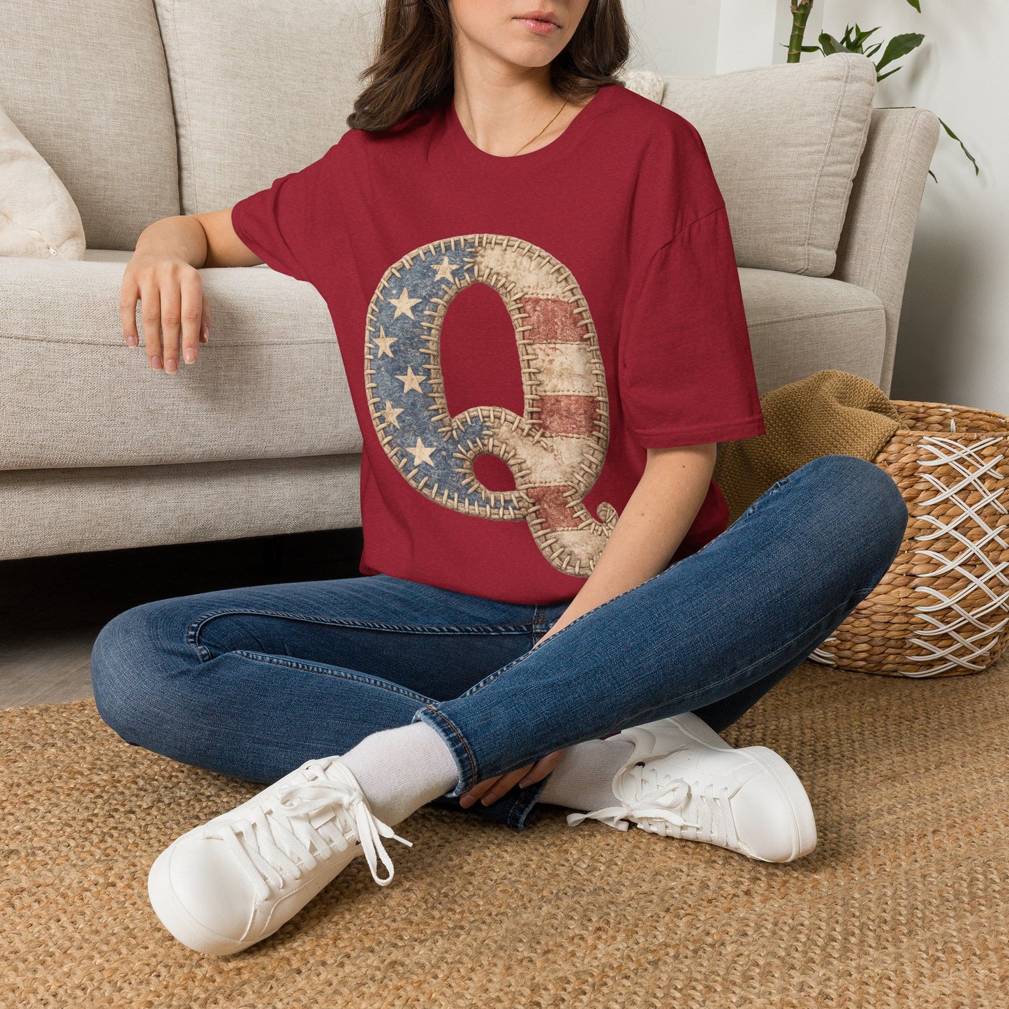 Patriotic Letter Q T‑Shirt — Vintage American Flag Initial Tee