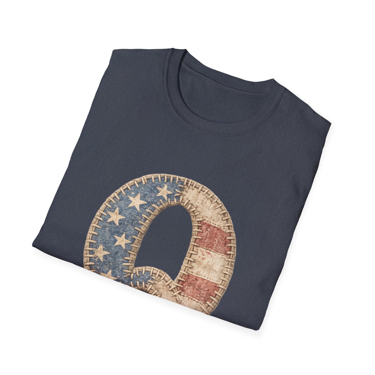 Q Patriotic T‑Shirt – Vintage American Flag Initial Tee
