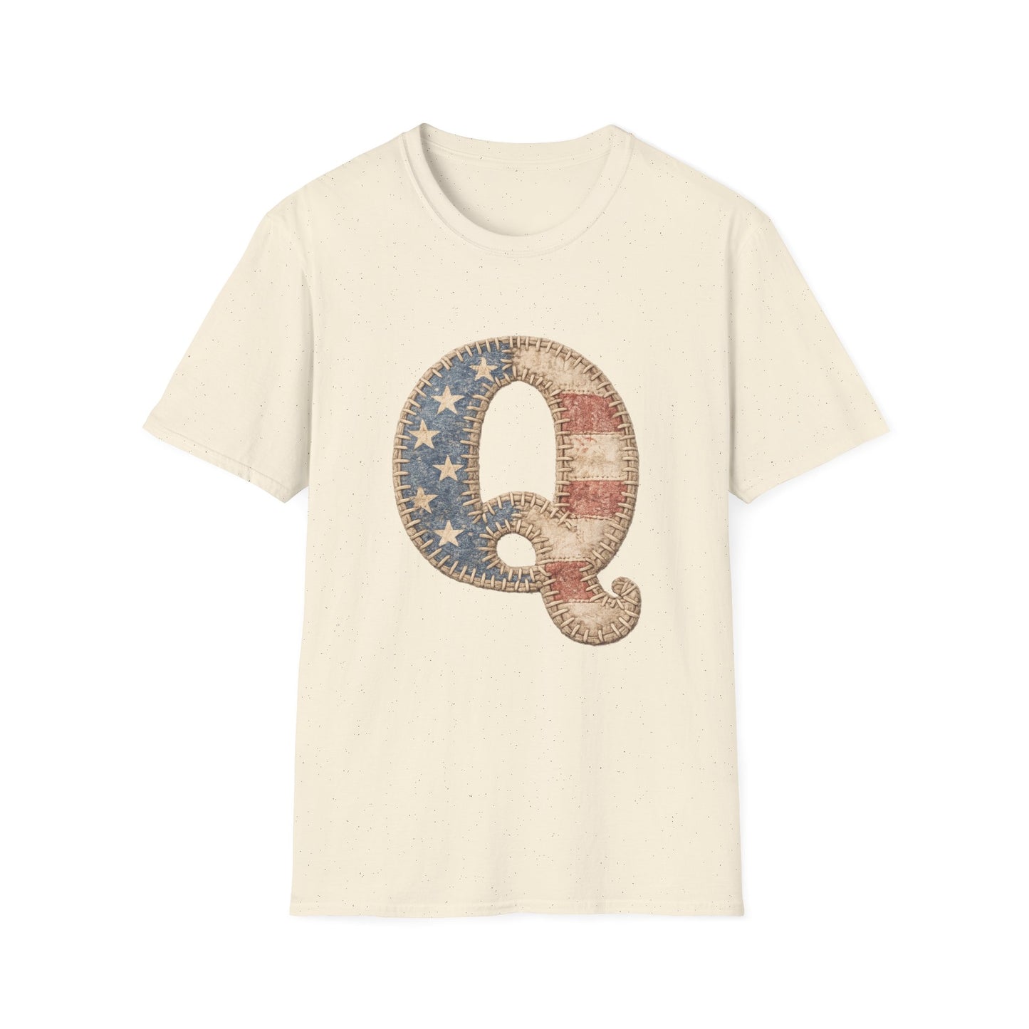 Q Patriotic T‑Shirt – Vintage American Flag Initial Tee
