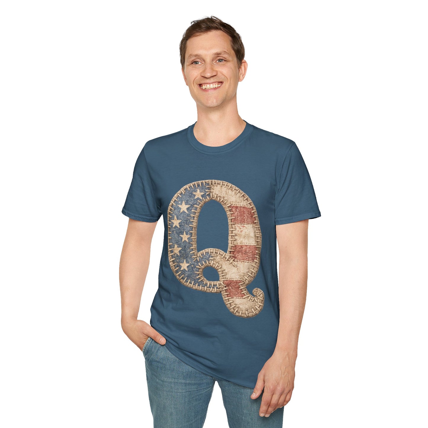 Patriotic Letter Q T‑Shirt — Vintage American Flag Initial Tee