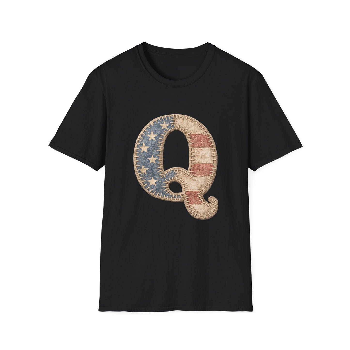 Q Patriotic T‑Shirt – Vintage American Flag Initial Tee