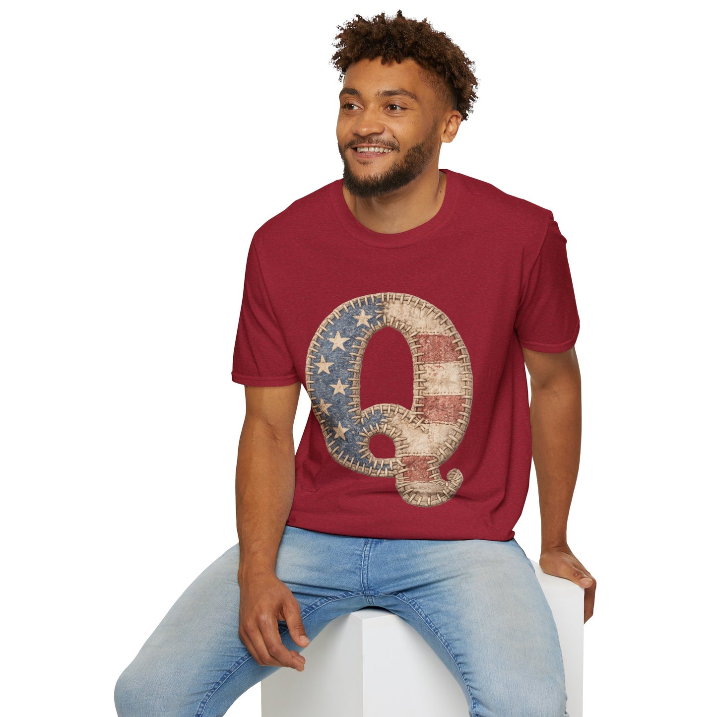 Patriotic Letter Q T‑Shirt — Vintage American Flag Initial Tee