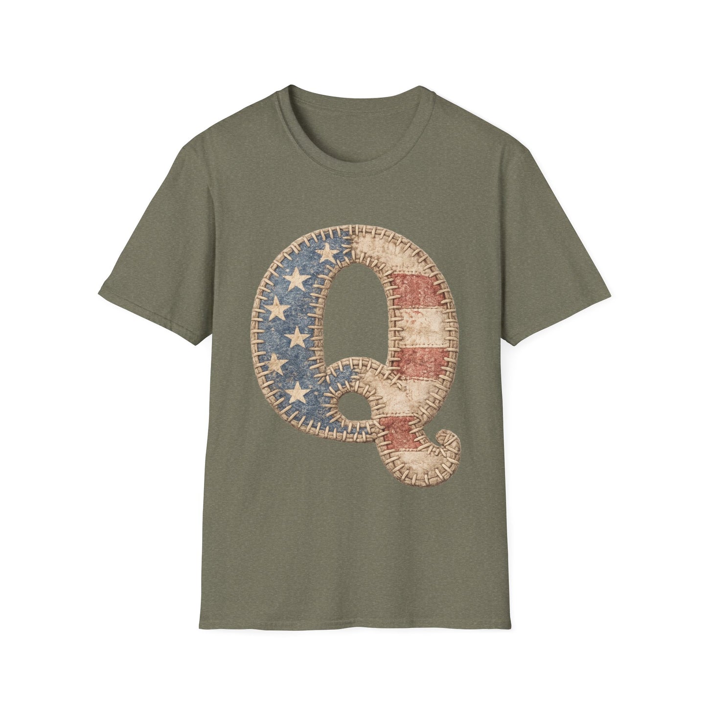 Patriotic Letter Q T‑Shirt — Vintage American Flag Initial Tee